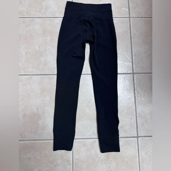 Vuori Charcoal Gray Leggings - Picture 2 of 15